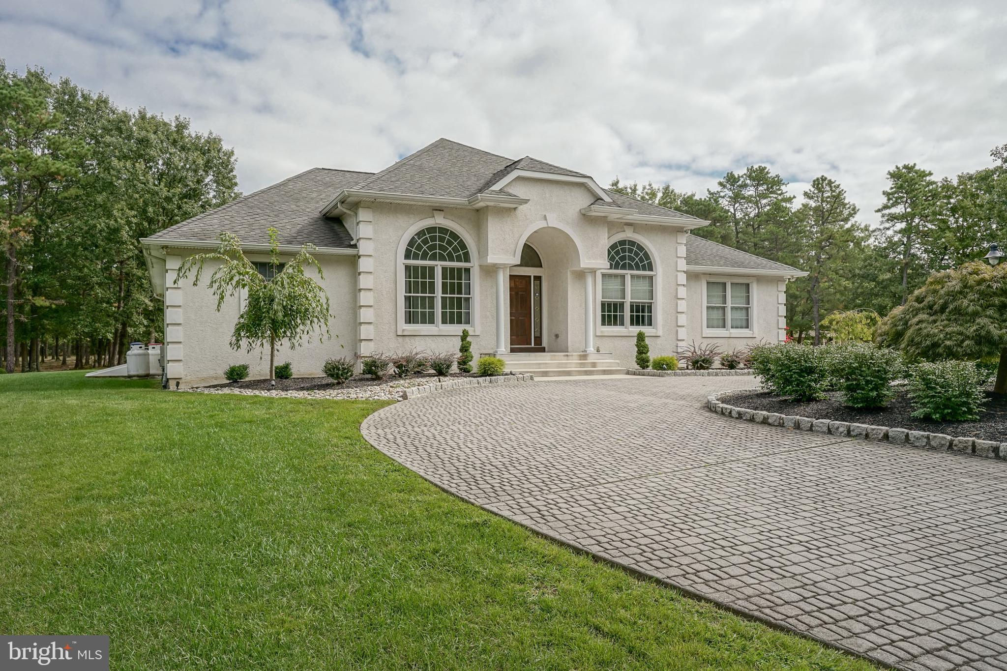 Video Tour 3300 Moss Mill Road, Hammonton, NJ 08037 Diane Contarino