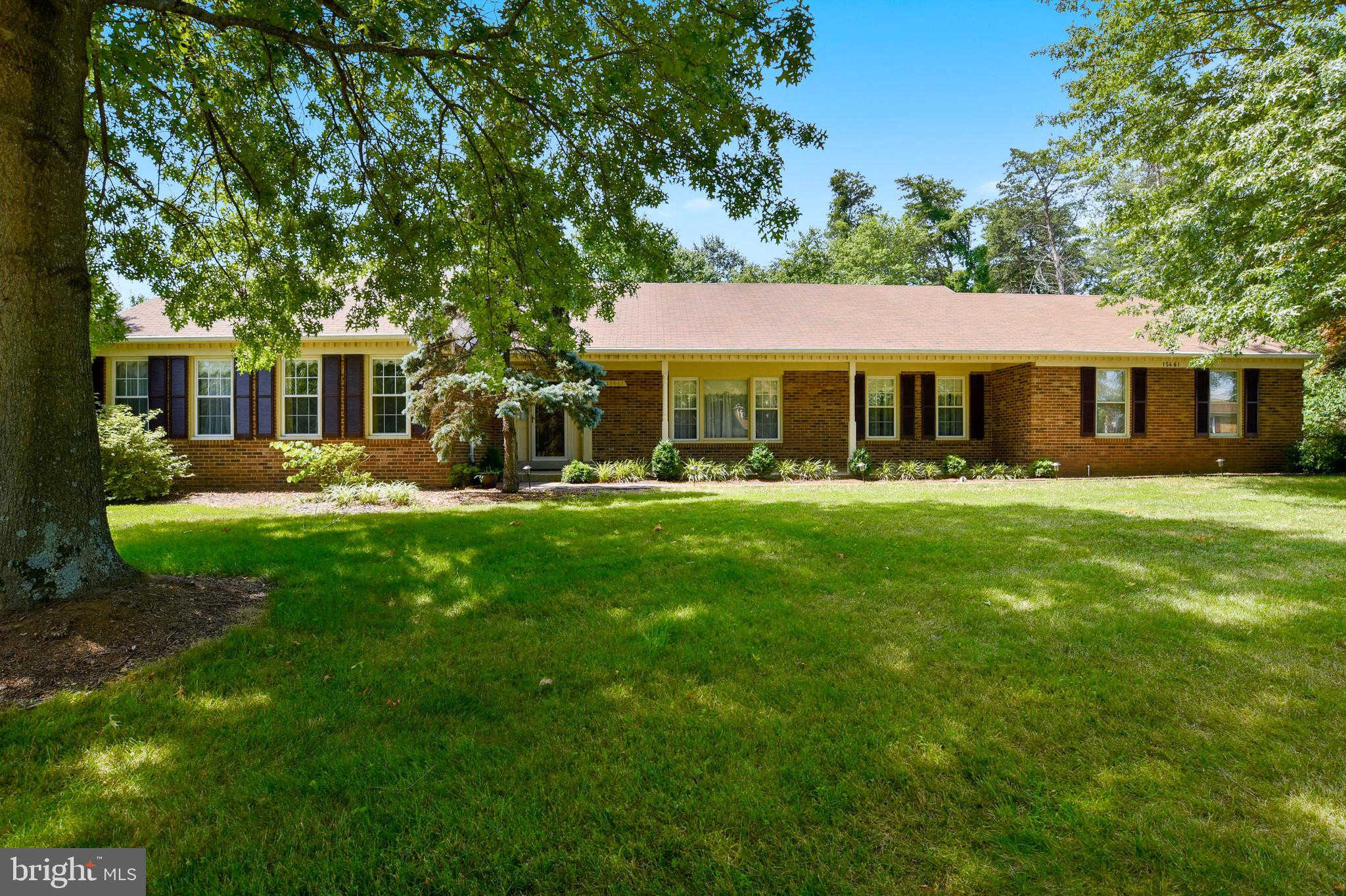 Video Tour  - 15461 Meherrin Drive, Centreville, VA 20120