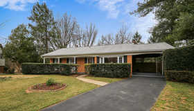 9517 Farmview Court, Fairfax, VA 22032