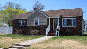 38 N New Street, Clayton, NJ 08312