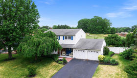 22 Tar Heels Road, Hamilton, NJ 08619