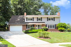 6702 Norview Court, Springfield, VA 22152