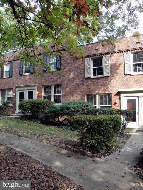 Video Tour - ARLINGTON, VA 22204 Real Estate - For Sale