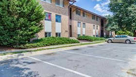 18717 Walkers Choice Road 1, Gaithersburg, MD 20886