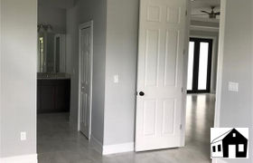 Real estate listing preview #3