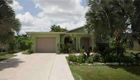 5209 Perry Ln, Naples, FL 34113