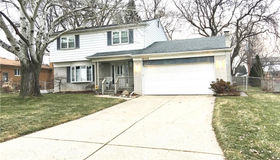 16845 Tremlett Dr, Clinton, MI 48035