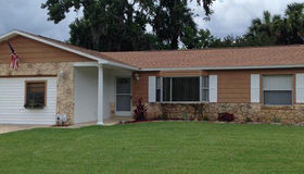 5 Lakeview Circle, Ormond Beach, FL 32174