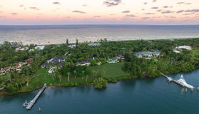 430 S Beach Road, Hobe Sound, FL 33455