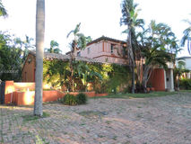 3125 Pine Tree Dr, Miami Beach, FL 33140