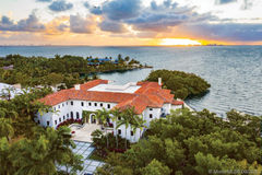 4 Tahiti Beach Island Rd, Coral Gables, FL 33143