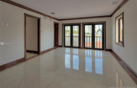 Real estate listing preview #19
