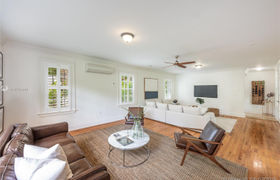 Real estate listing preview #6