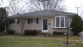 23300 Grove St, Saint Clair Shores, MI 48080