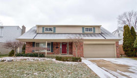 1433 Yorktown St, Grosse Pointe Woods, MI 48236