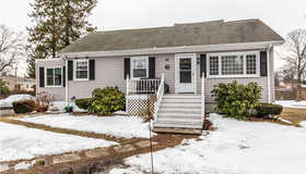 44 Killey Avenue, Warwick, RI 02889