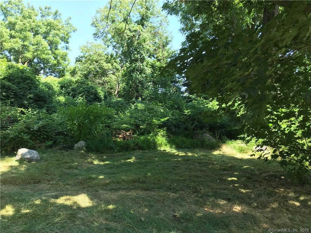 2960 East Main Street, Bridgeport, CT 06610 is now new to the market!