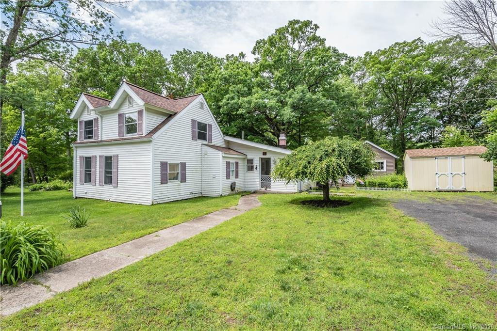 19 Newton Road, Litchfield, CT 06778 is now new to the market! Dawn Rousseau's Team