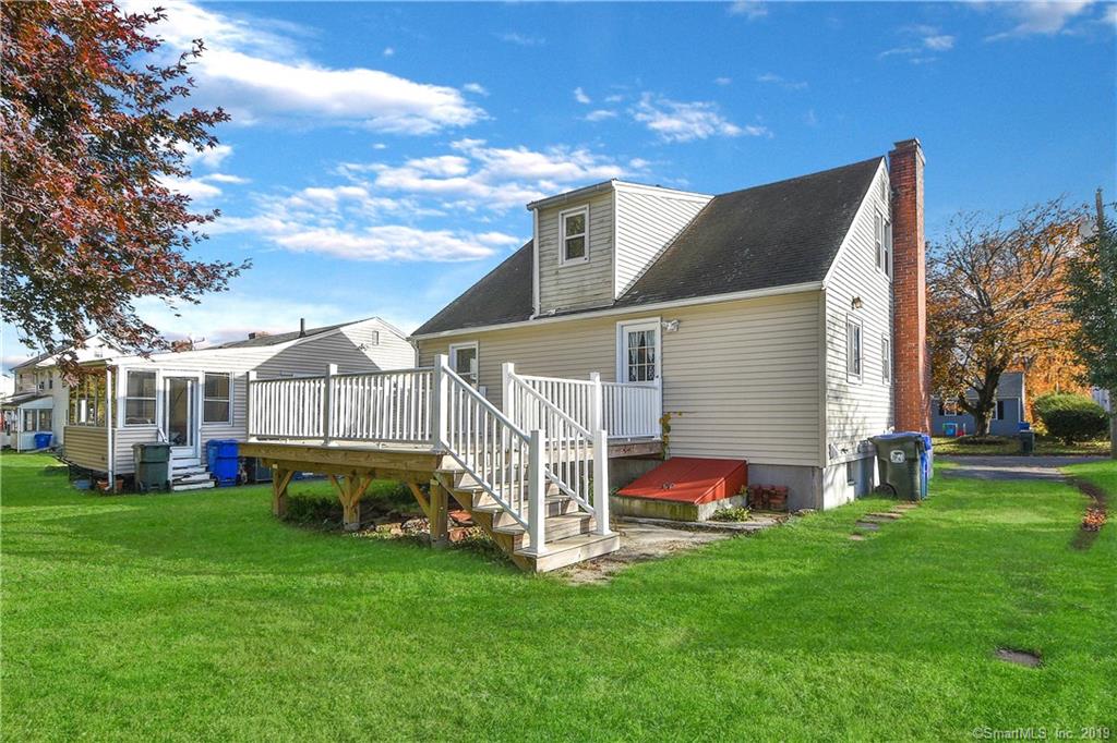 Video Tour 68 Chapman Street, Newington, CT 06111 Video Tour 68 Chapman Street, Newington, CT 06111