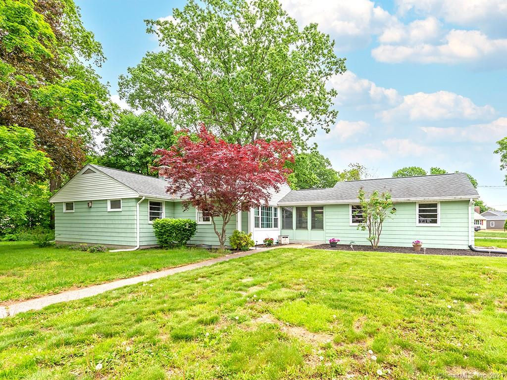 Video Tour 10 Beechwood Lane, Berlin, CT 06037 SalCal Real Estate