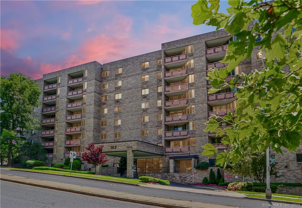 143 Hoyt Street 1l, Stamford, CT 06905 Len Schwartz Team