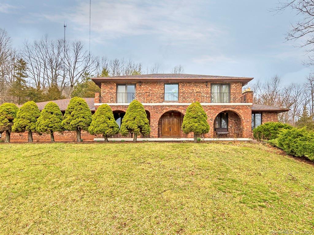 8 South Ridge Road, Farmington, CT 06032 SalCal Real Estate Connections