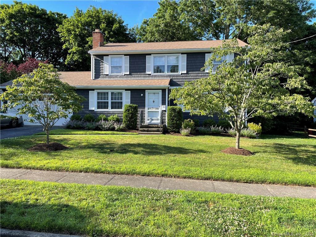 45 Phyfe Road, Fairfield, CT 06824 Maryann Ross Levanti