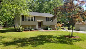 8 W Hodges St, Norton, MA 02766