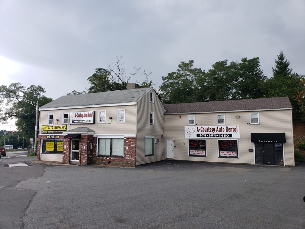 300 Highland Ave, Salem, MA 01970 Richard Powers