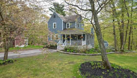 73 Bolton Woods Way, Bolton, MA 01740