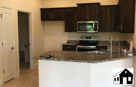 Real estate listing preview #12