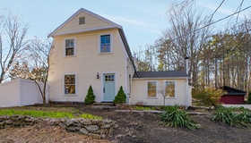 66 S Main St, Sherborn, MA 01770