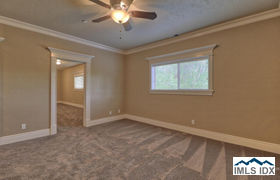 Real estate listing preview #38