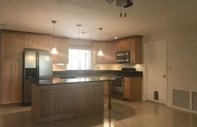 Real estate listing preview #8