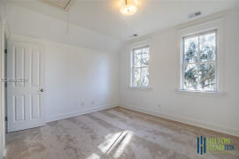 Real estate listing preview #35