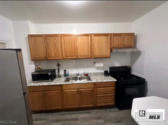 Real estate listing preview #34