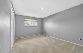 Real estate listing preview #32