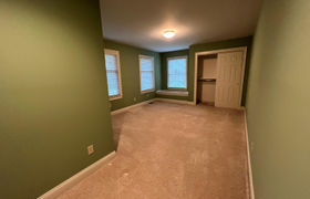 Real estate listing preview #12