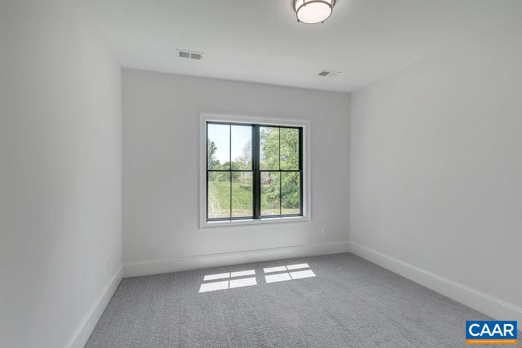 Real estate listing preview #27