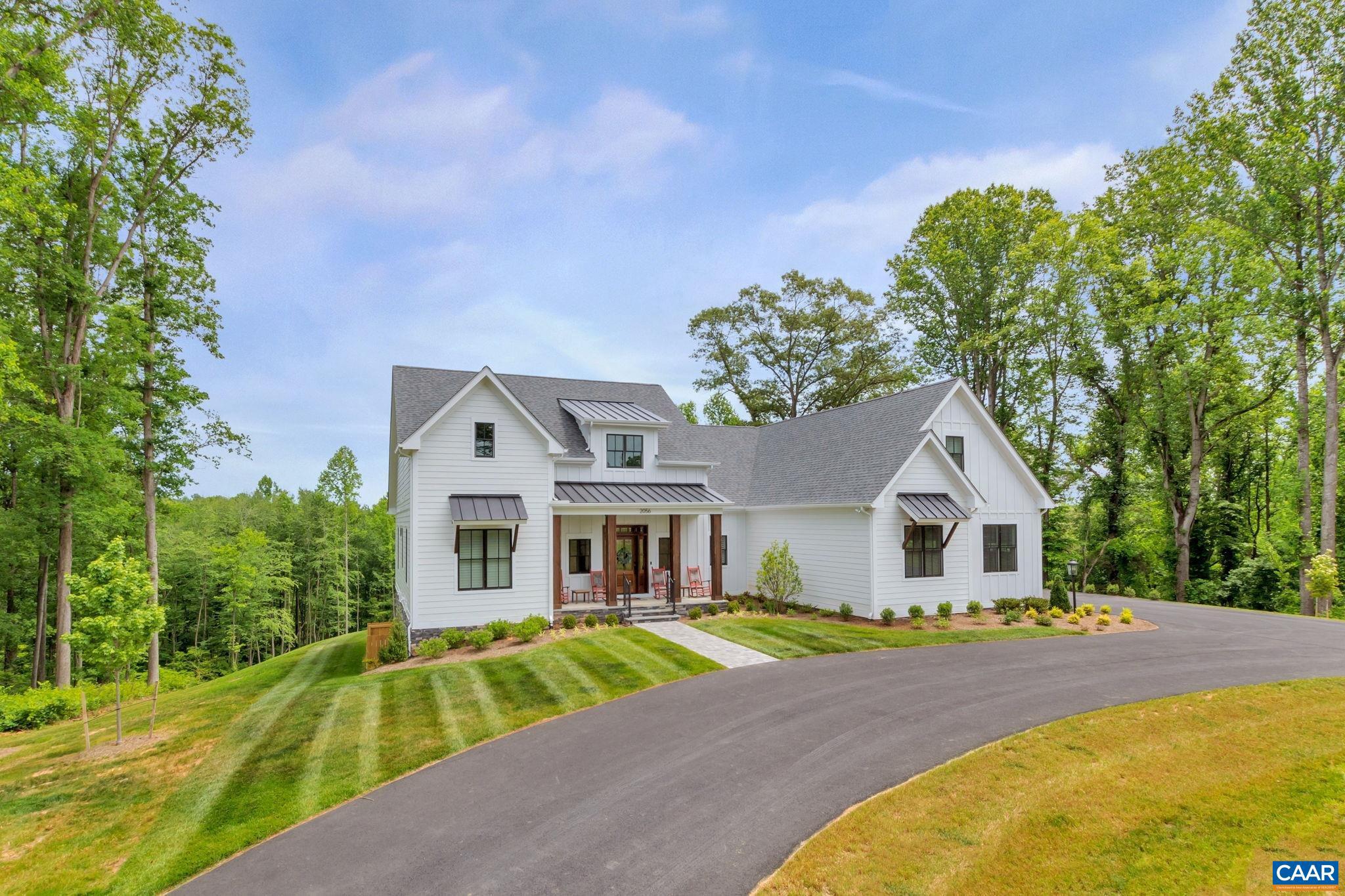 Real estate listing preview #1