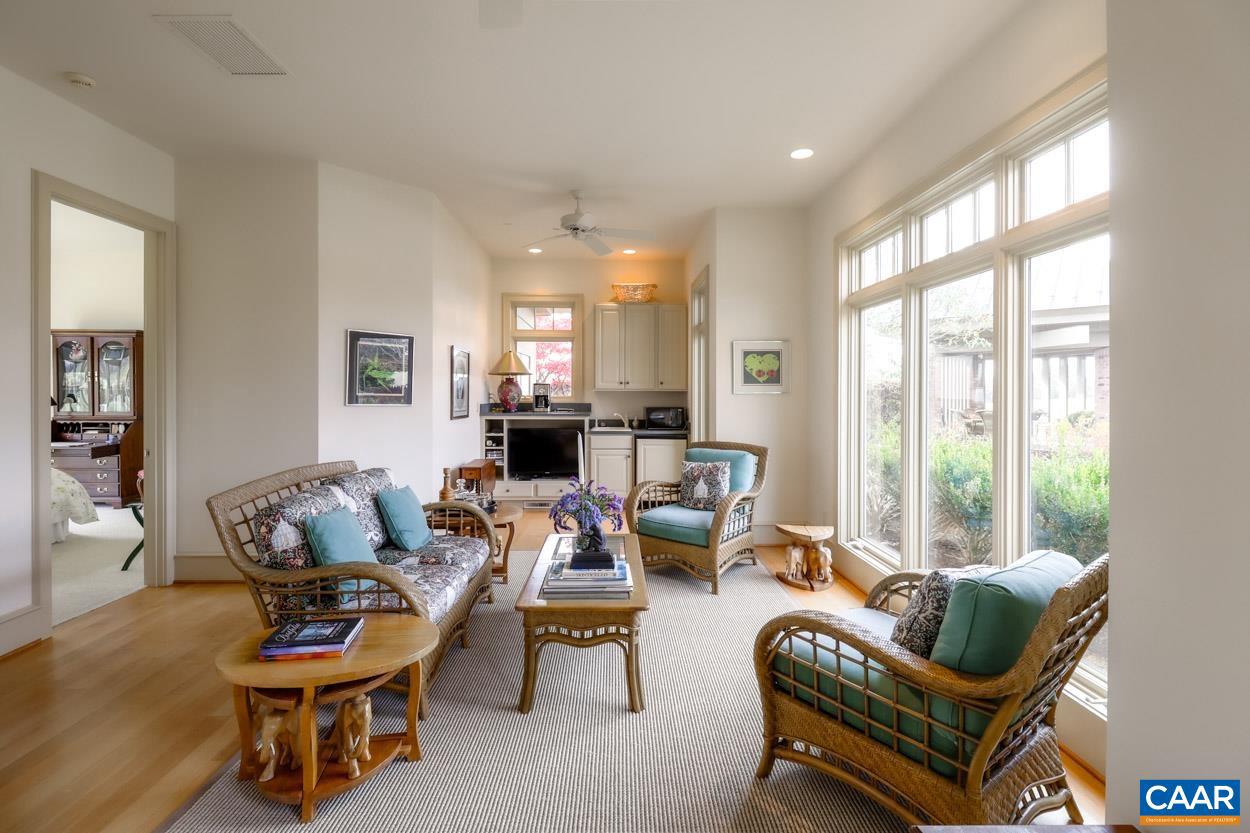 Real estate listing preview #59