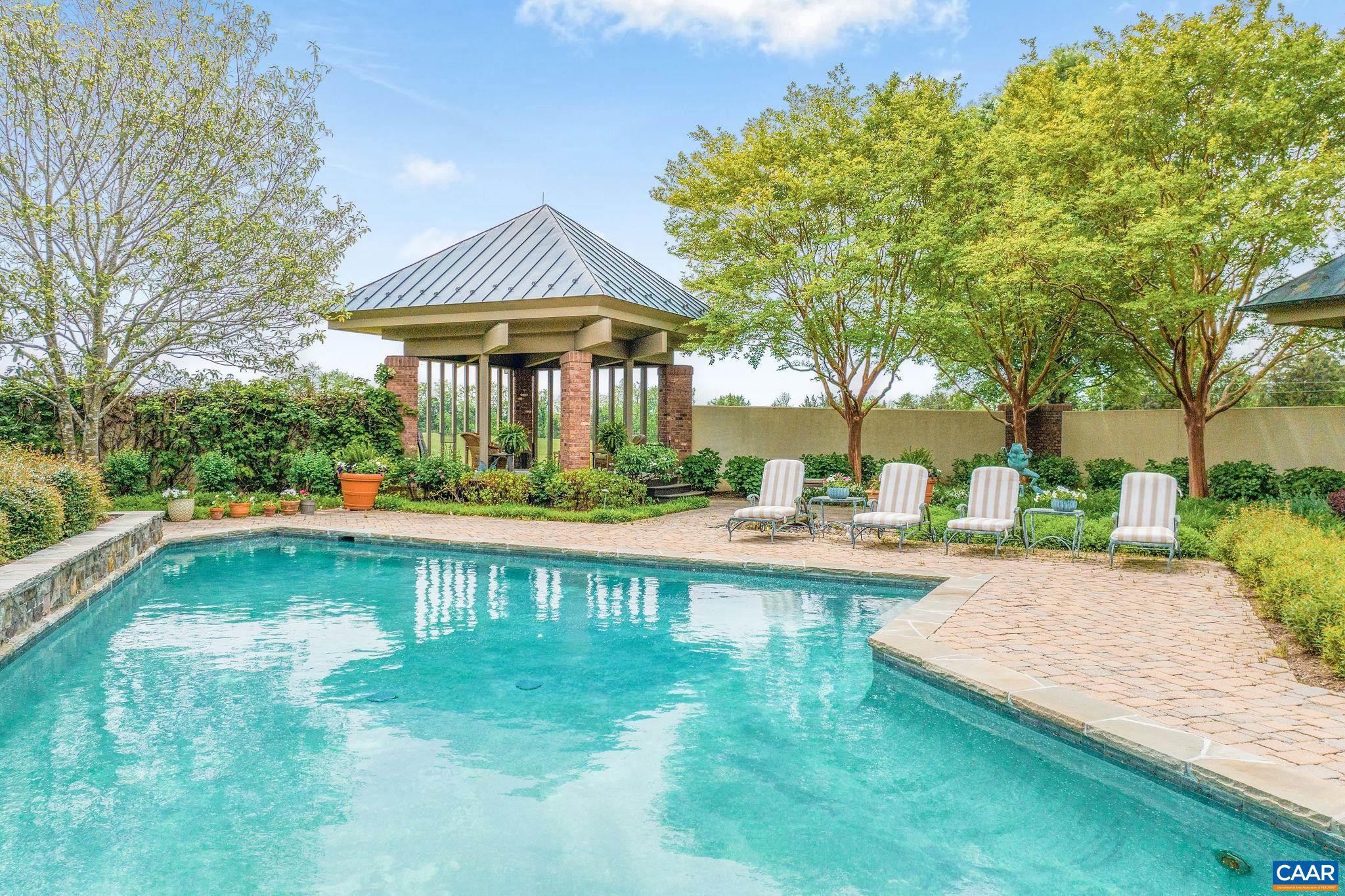 Real estate listing preview #5