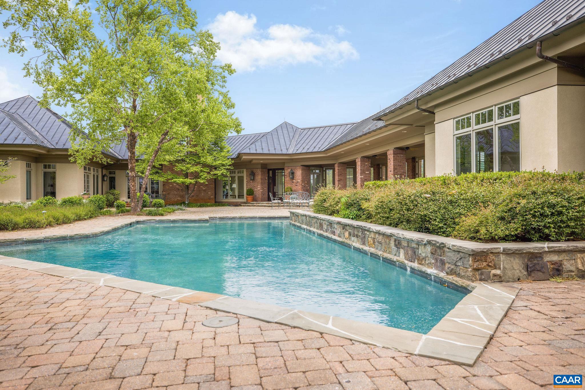 Real estate listing preview #11