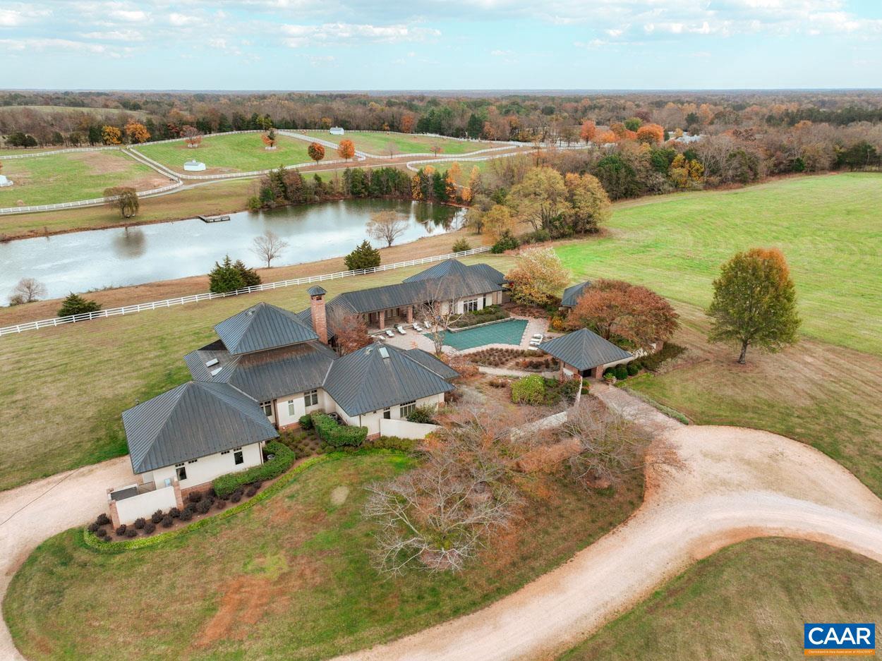 Real estate listing preview #25