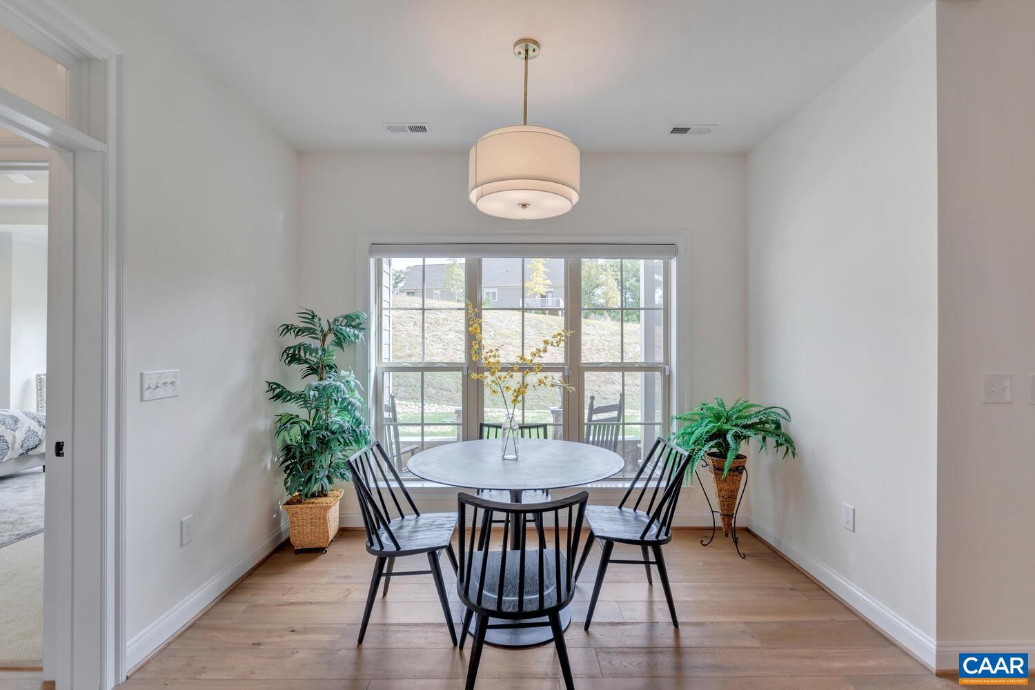 Real estate listing preview #19