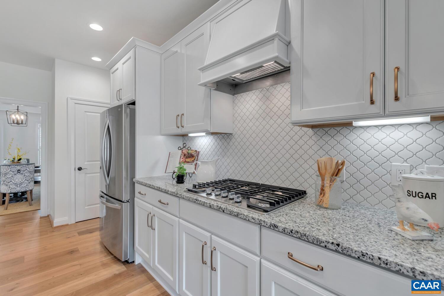 Real estate listing preview #29