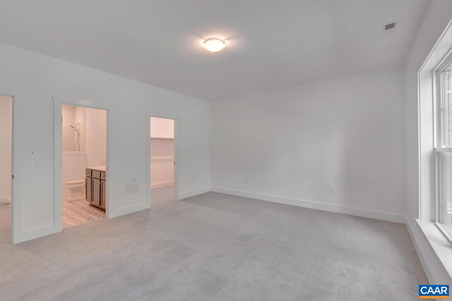 Real estate listing preview #36