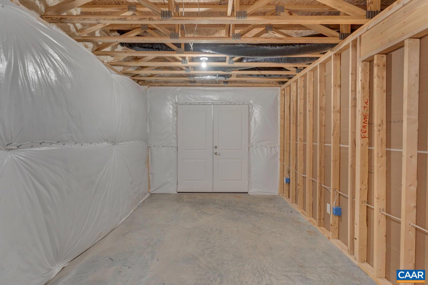 Real estate listing preview #34