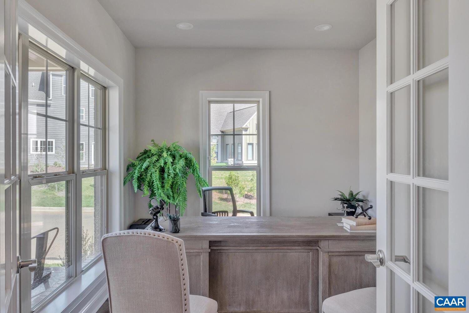 Real estate listing preview #4