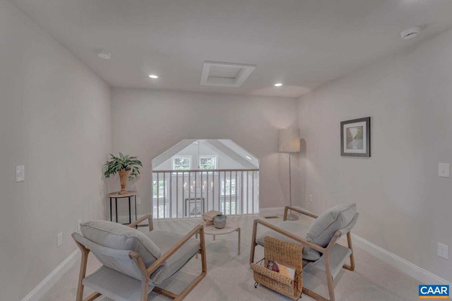 Real estate listing preview #26